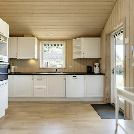 Holiday home Four-bedroom In Storvorde Egense